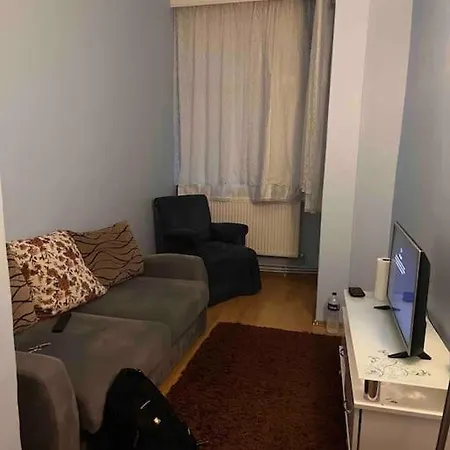 Sehir Merkezinde Konforlu Апартаменты *
